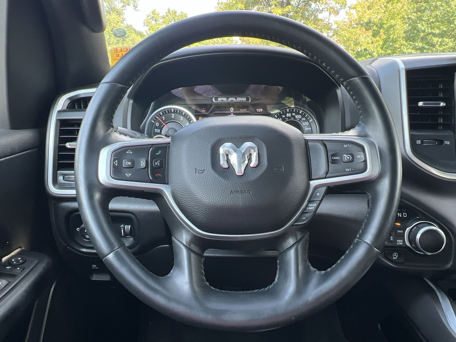 Used 2022 RAM 1500 Big Horn AWD/4WD image 24