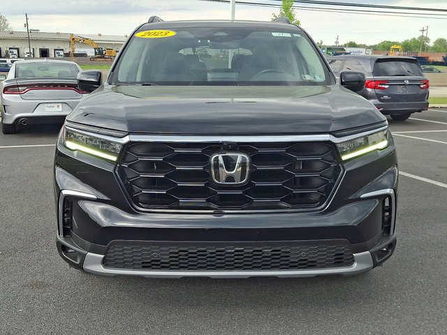 Used 2023 Honda Pilot Elite image 2