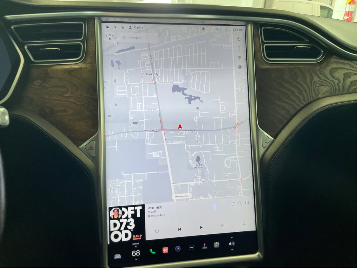Used 2017 Tesla Model S 90D AWD/4WD image 29