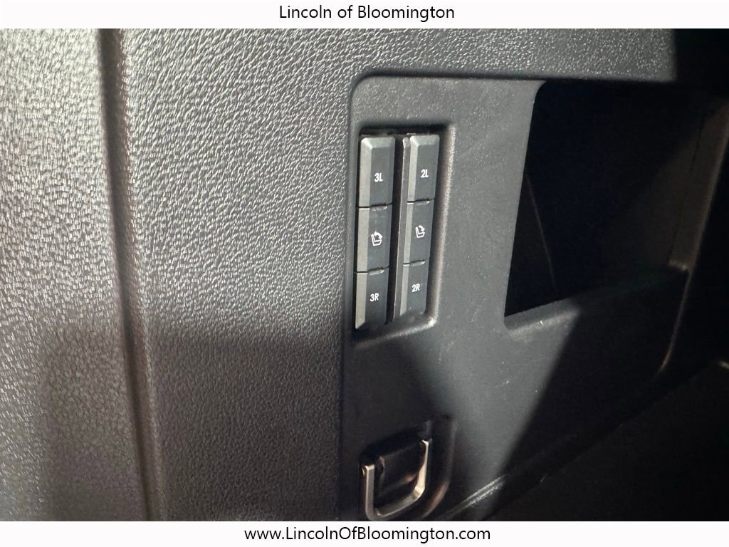Used 2019 Lincoln Navigator Reserve AWD/4WD image 26