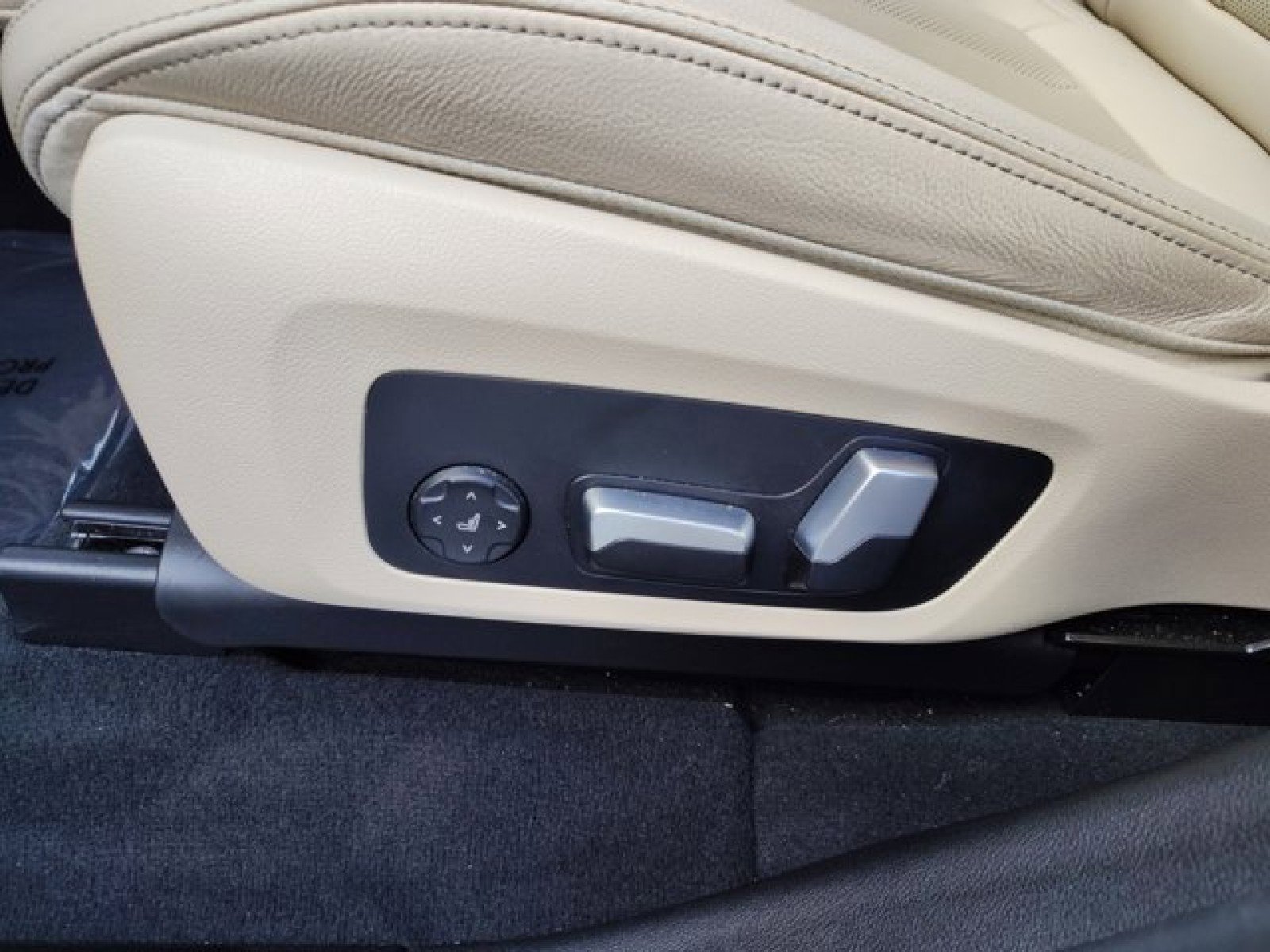 Used 2022 BMW X3 xDrive30i w/ Convenience Package image 12