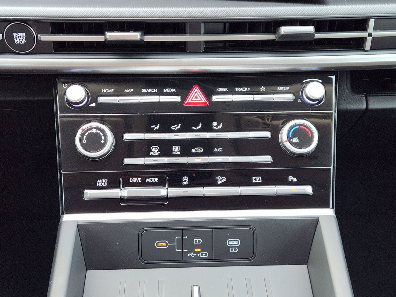 New 2027 Hyundai Santa Fe SE FWD image 16