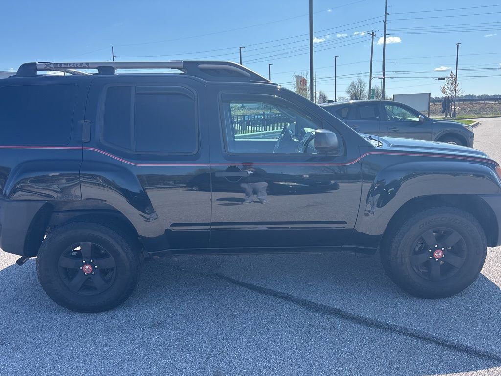 Used 2010 Nissan Xterra S image 2