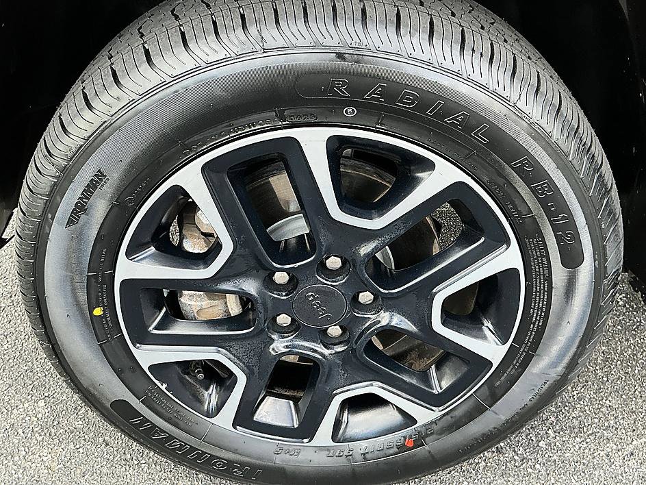 Used 2018 Jeep Compass Trailhawk w/ Cold Weather Group image 7