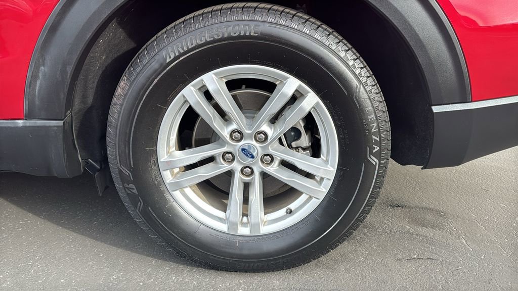 Certified 2023 Ford Explorer XLT image 8
