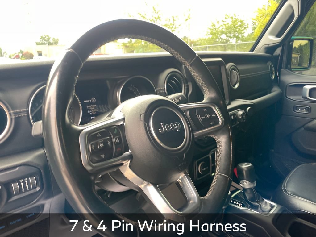 Used 2022 Jeep Wrangler Unlimited Sahara AWD/4WD image 13