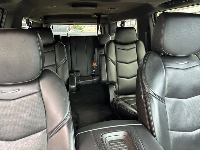 Used 2018 Cadillac Escalade ESV Platinum AWD/4WD image 68