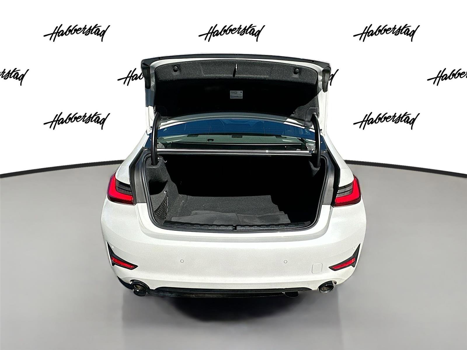 Used 2022 BMW 330i xDrive Sedan w/ Premium Package 2 image 27