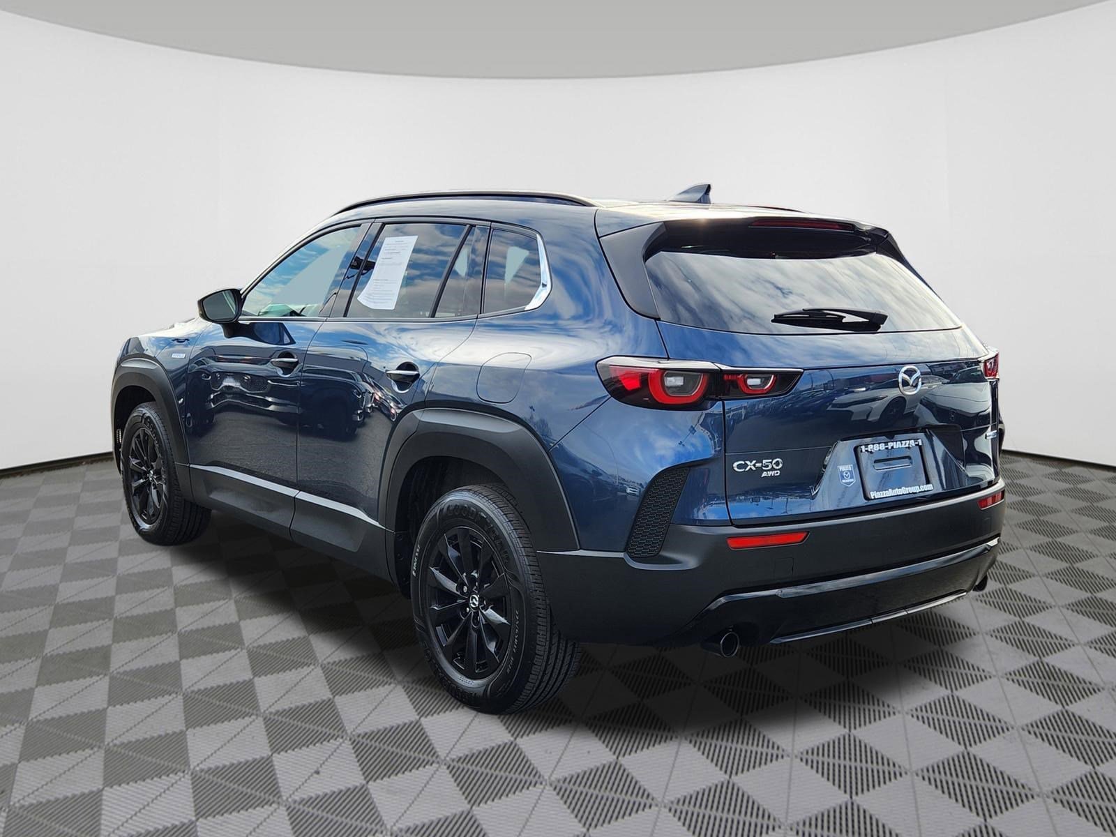Certified 2025 MAZDA CX-50 AWD 2.5 Hybrid w/ Premium Pkg image 3