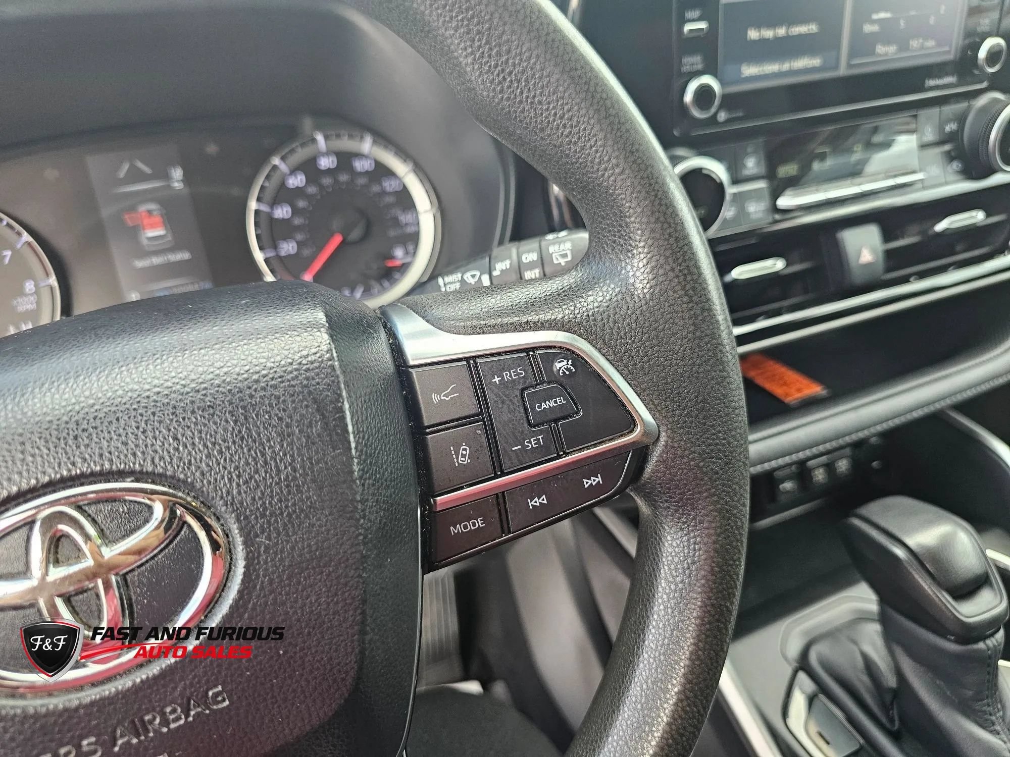 Used 2020 Toyota Highlander L AWD/4WD image 20