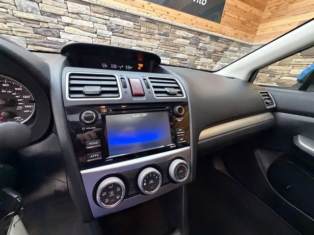 Used 2017 Subaru Crosstrek 2.0i Premium w/ Moonroof Package AWD/4WD image 18
