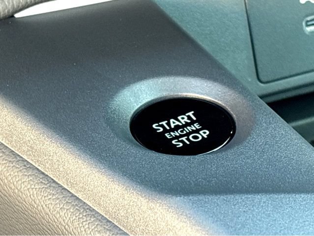 New 2026 Nissan Sentra SR w/ SR Premium Package FWD image 9
