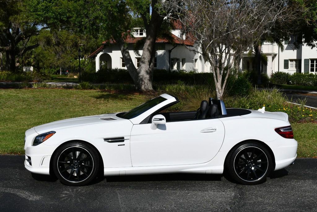 Used 2015 Mercedes-Benz SLK 350 image 28