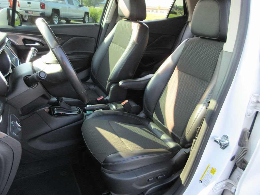 Certified 2019 Buick Encore Preferred FWD image 17