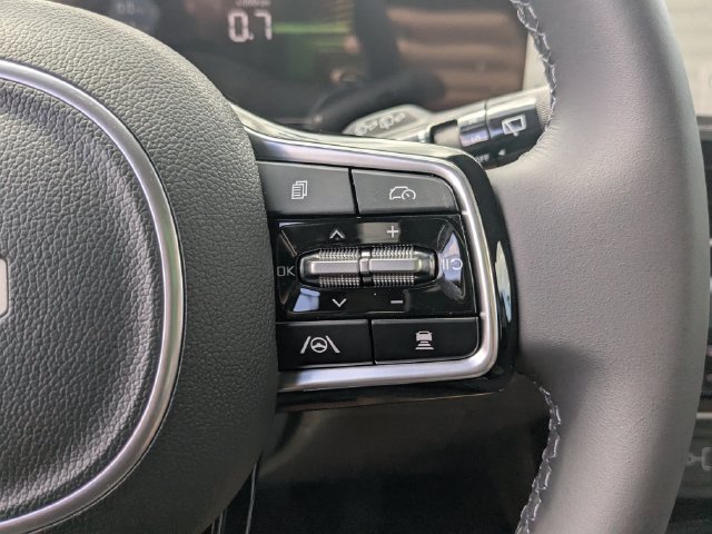 New 2026 Kia Carnival FWD image 27
