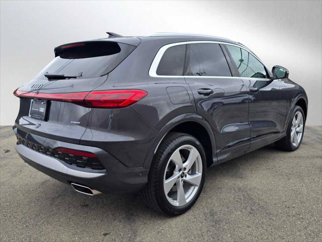 Certified 2025 Audi Q5 Premium w/ Premium Plus AWD/4WD image 3