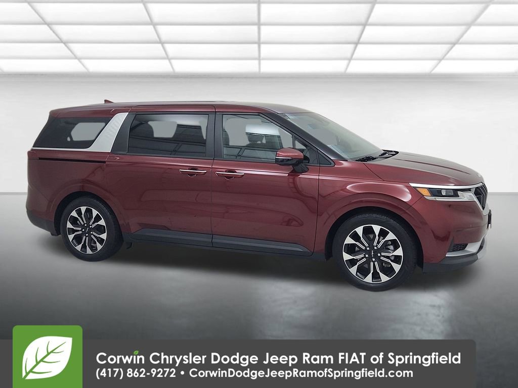 Used 2024 Kia Carnival EX