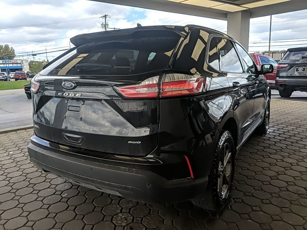 Used 2023 Ford Edge SEL w/ Sport Appearance Package AWD/4WD image 6
