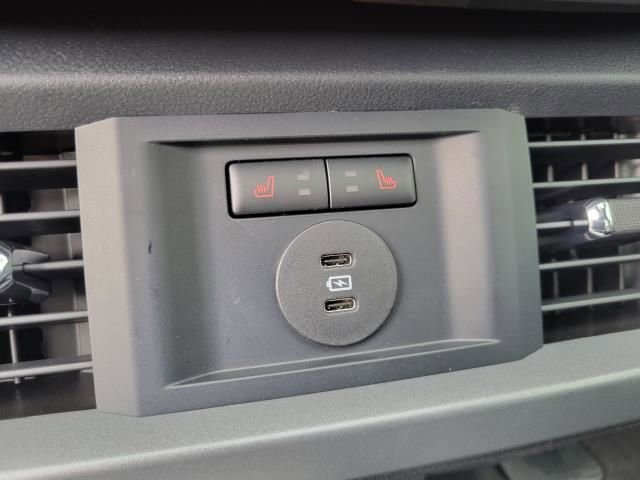 New 2025 Ford F150 Lightning Lariat image 38