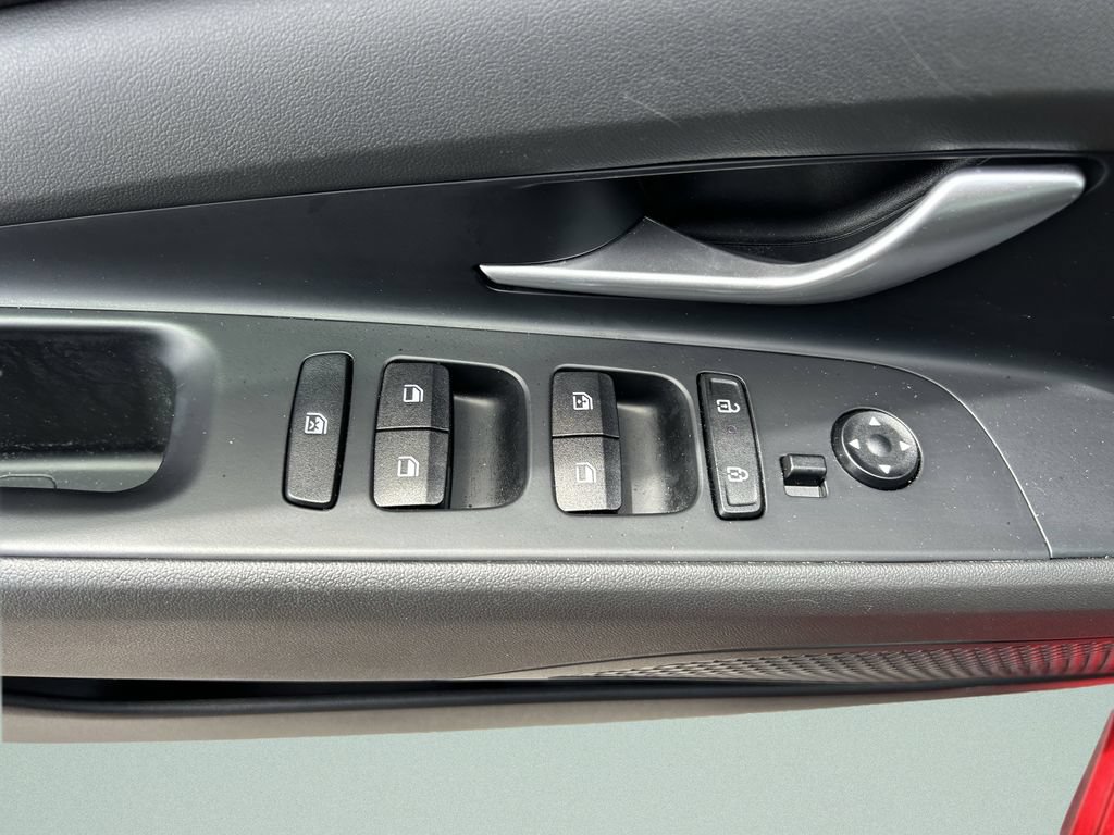 Certified 2024 Hyundai Elantra SEL FWD image 20