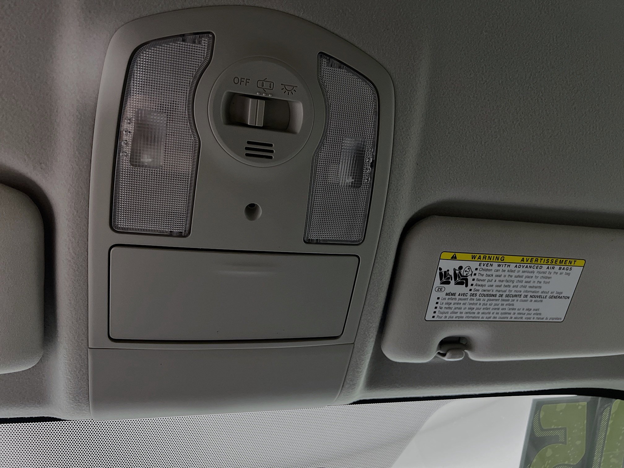 Used 2015 Toyota Prius Two image 20