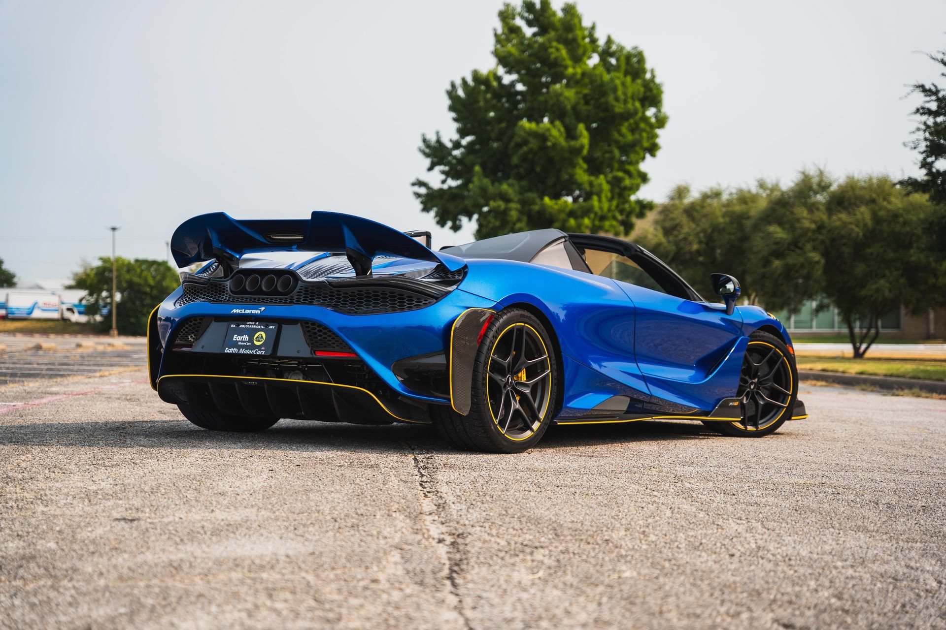 Used 2022 McLaren 765LT RWD image 14
