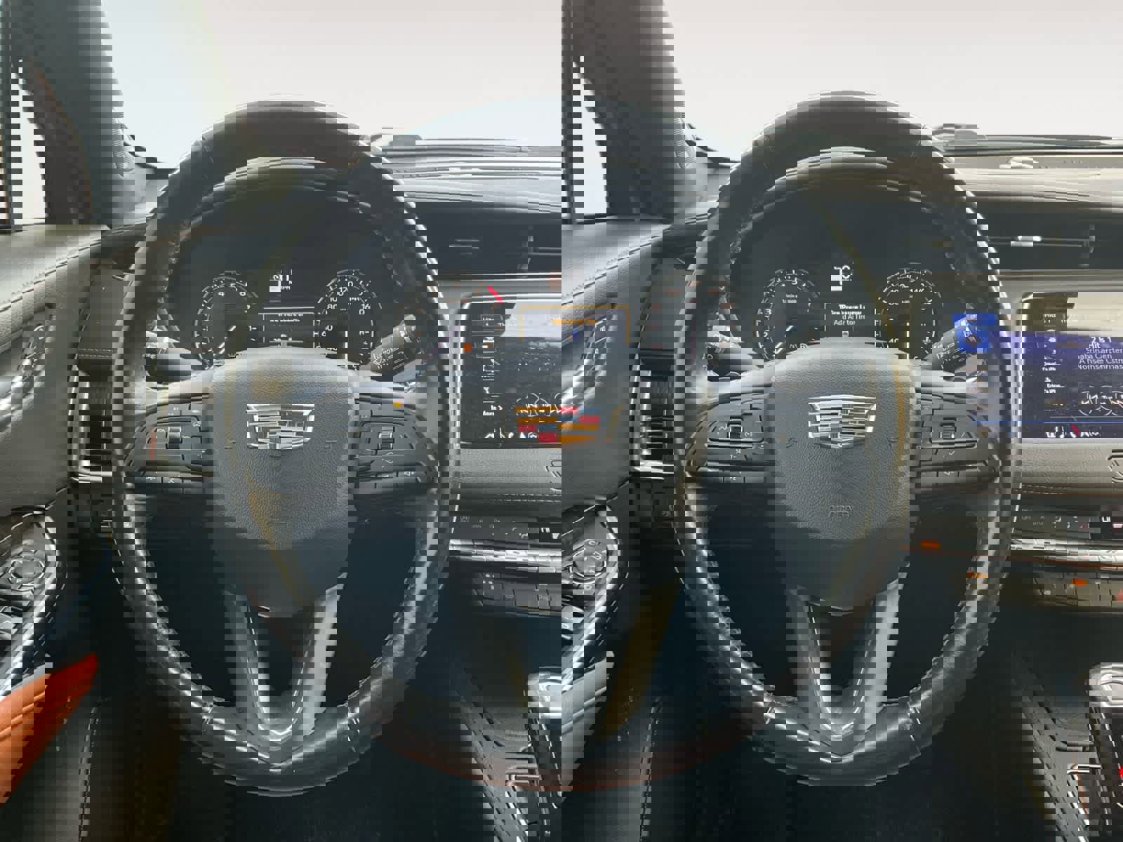 Used 2019 Cadillac XT4 Premium Luxury image 14