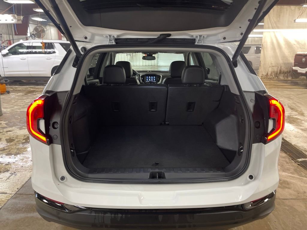 Certified 2023 GMC Terrain SLT w/ Elevation Edition image 23