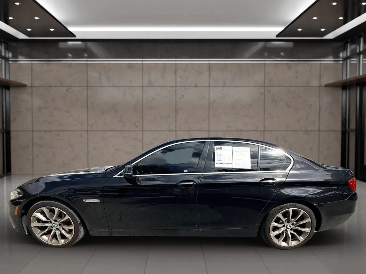 Used 2015 BMW 550i xDrive Sedan w/ Technology Package AWD/4WD image 6