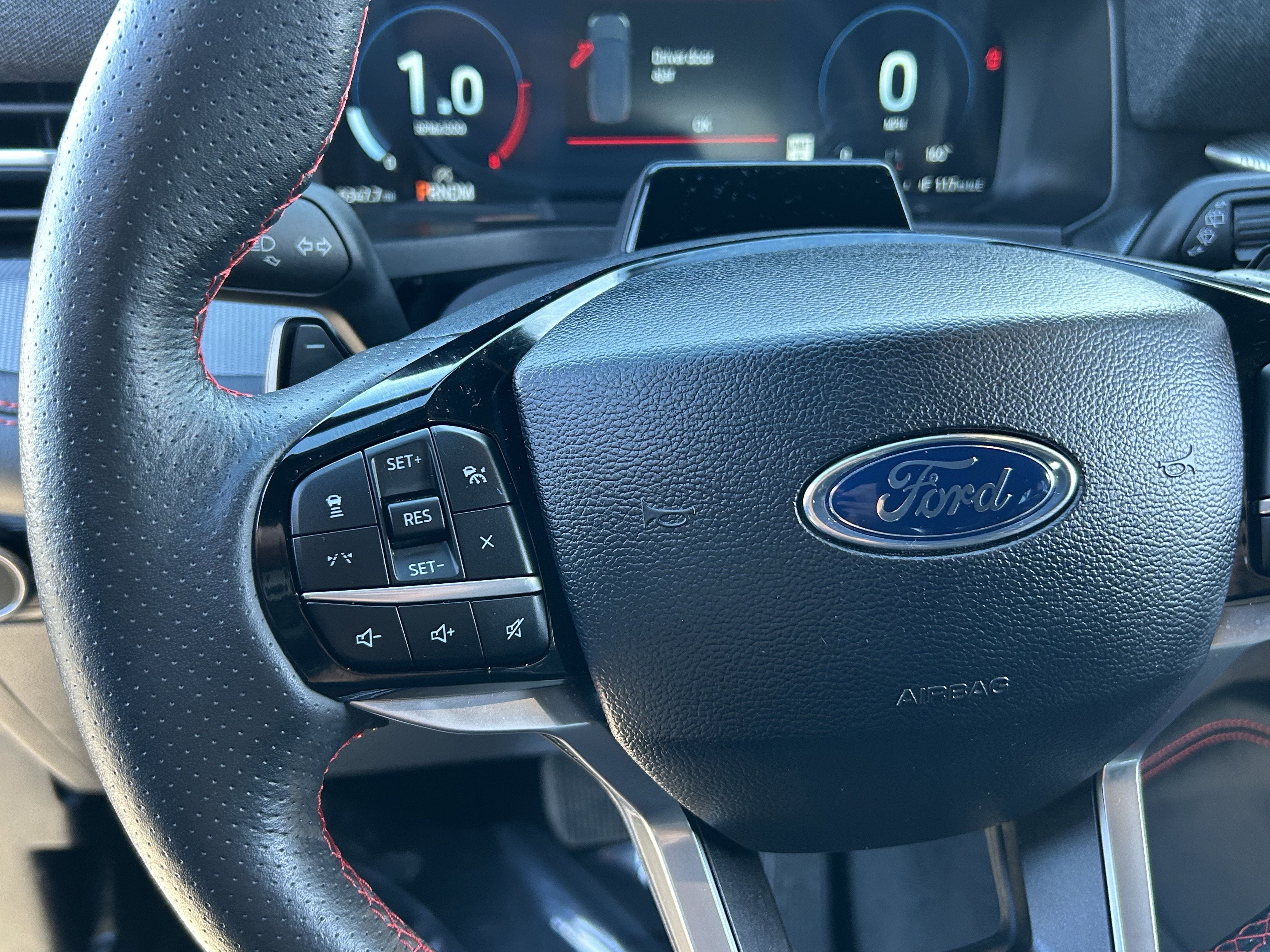 Used 2025 Ford Explorer ST image 24