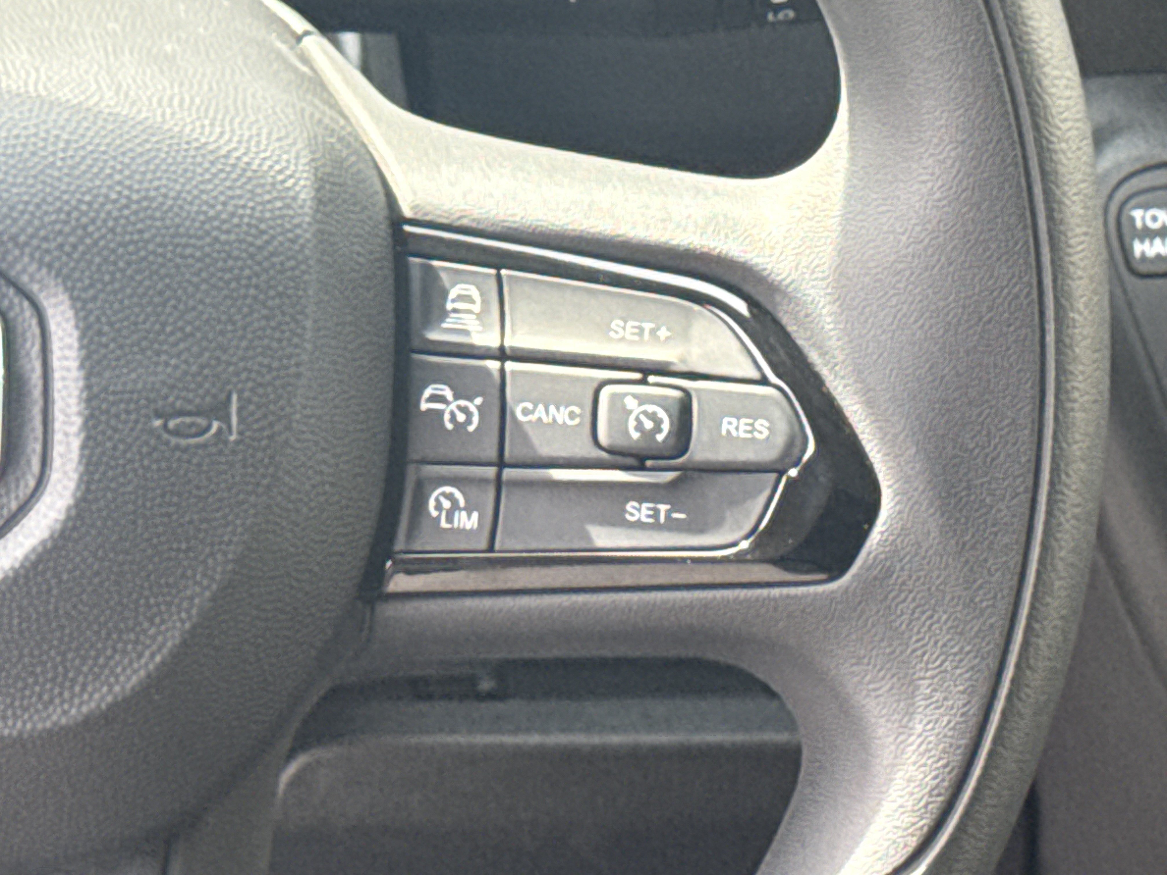 New 2026 RAM ProMaster 3500 w/ Safety Group FWD image 18