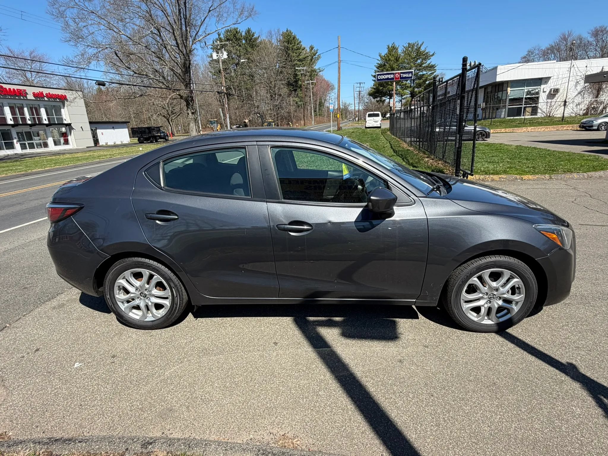 Used 2016 Scion iA FWD image 4