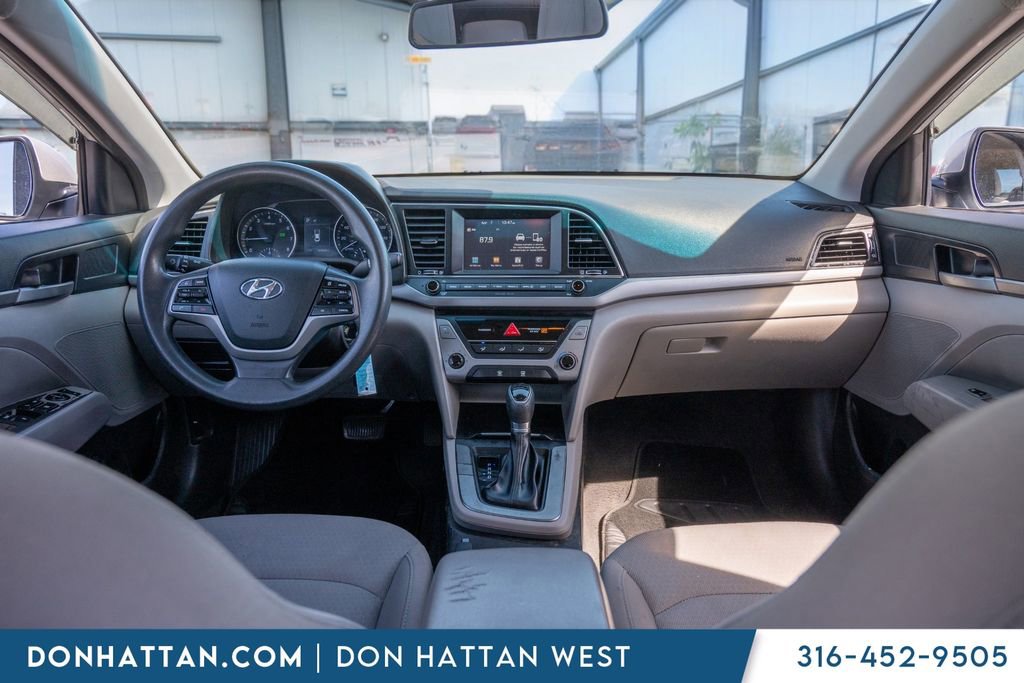 Used 2018 Hyundai Elantra SEL image 3