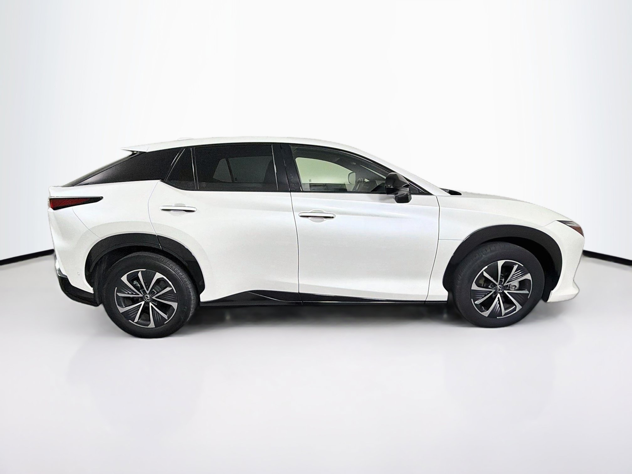 Used 2023 Lexus RZ 450e Premium w/ Technology Package AWD/4WD image 10