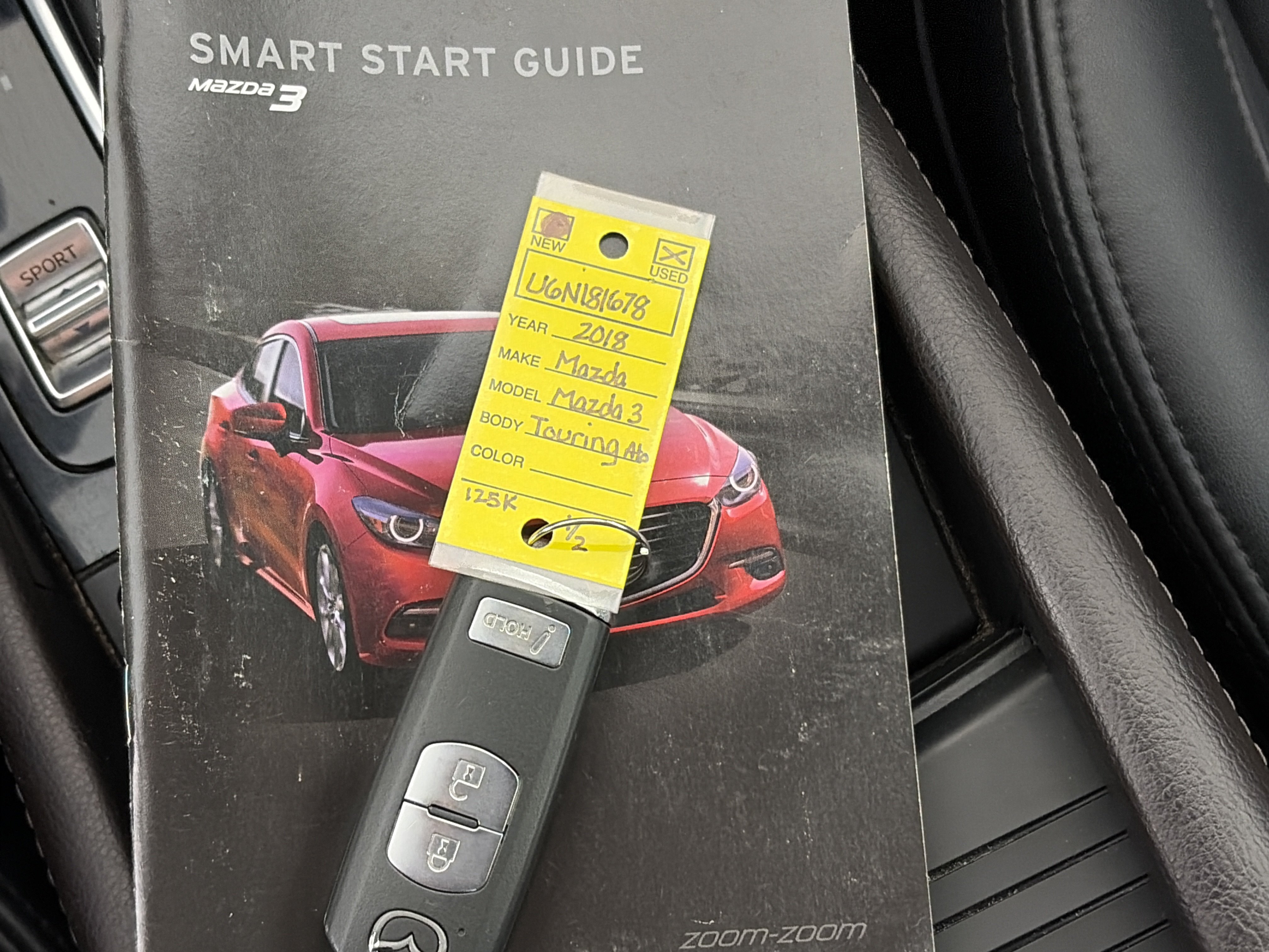 Used 2018 MAZDA MAZDA3 Touring FWD image 32