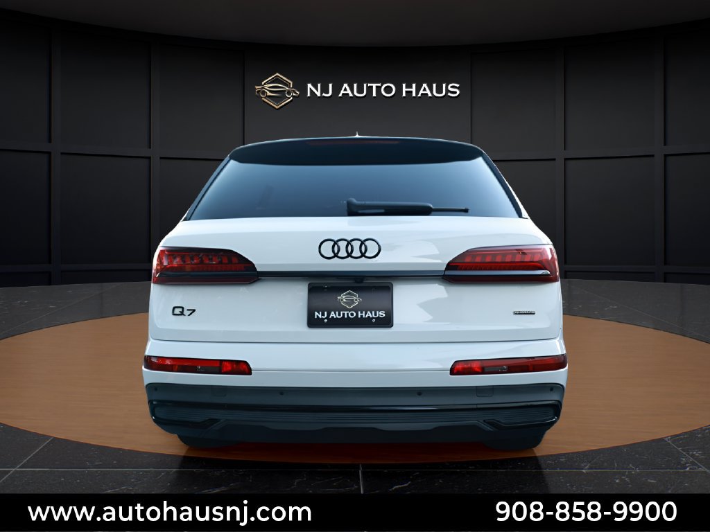 Used 2023 Audi Q7 2.0T Premium Plus w/ Premium Plus Package AWD/4WD image 12