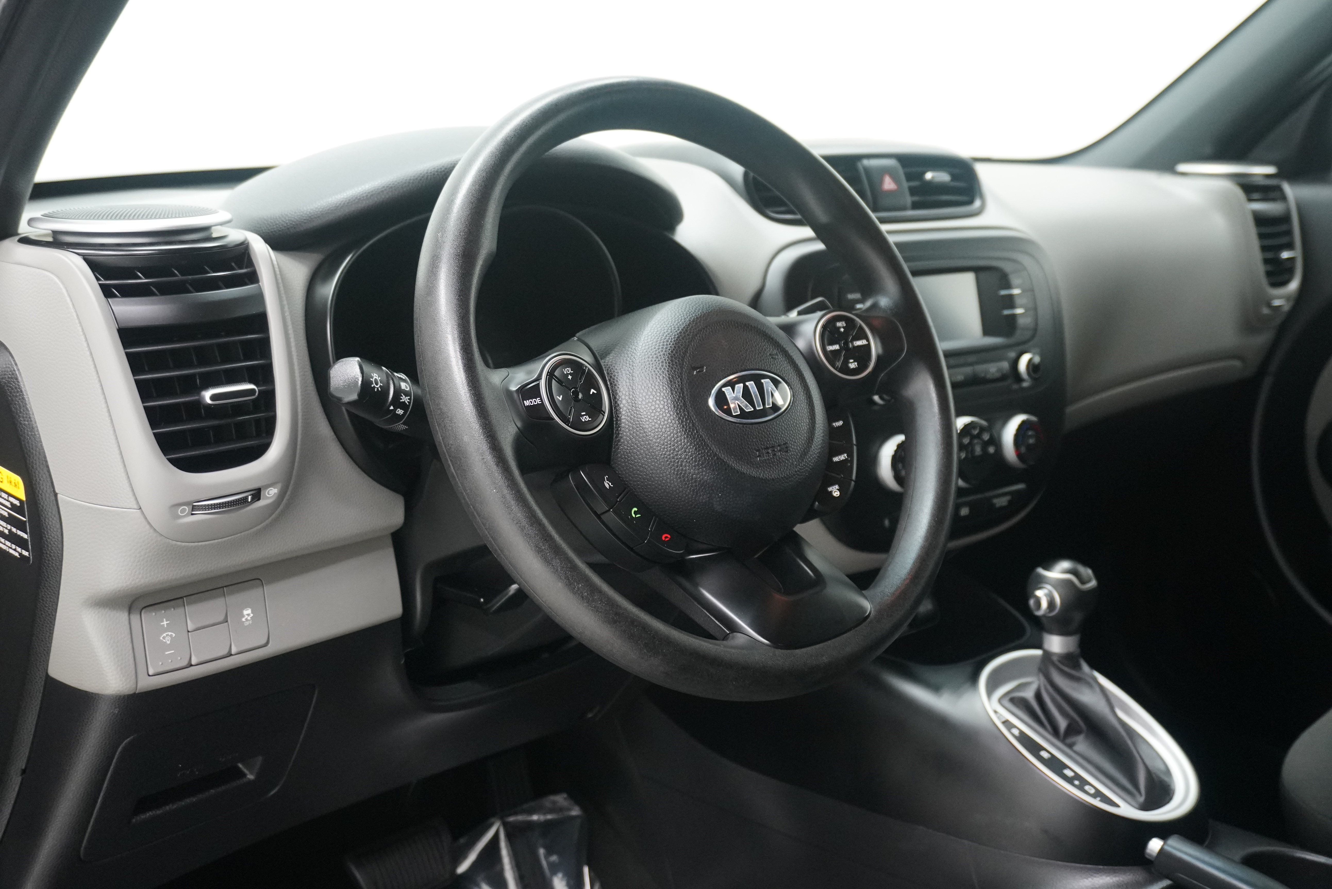 Used 2016 Kia Soul w/ Convenience Package FWD image 9