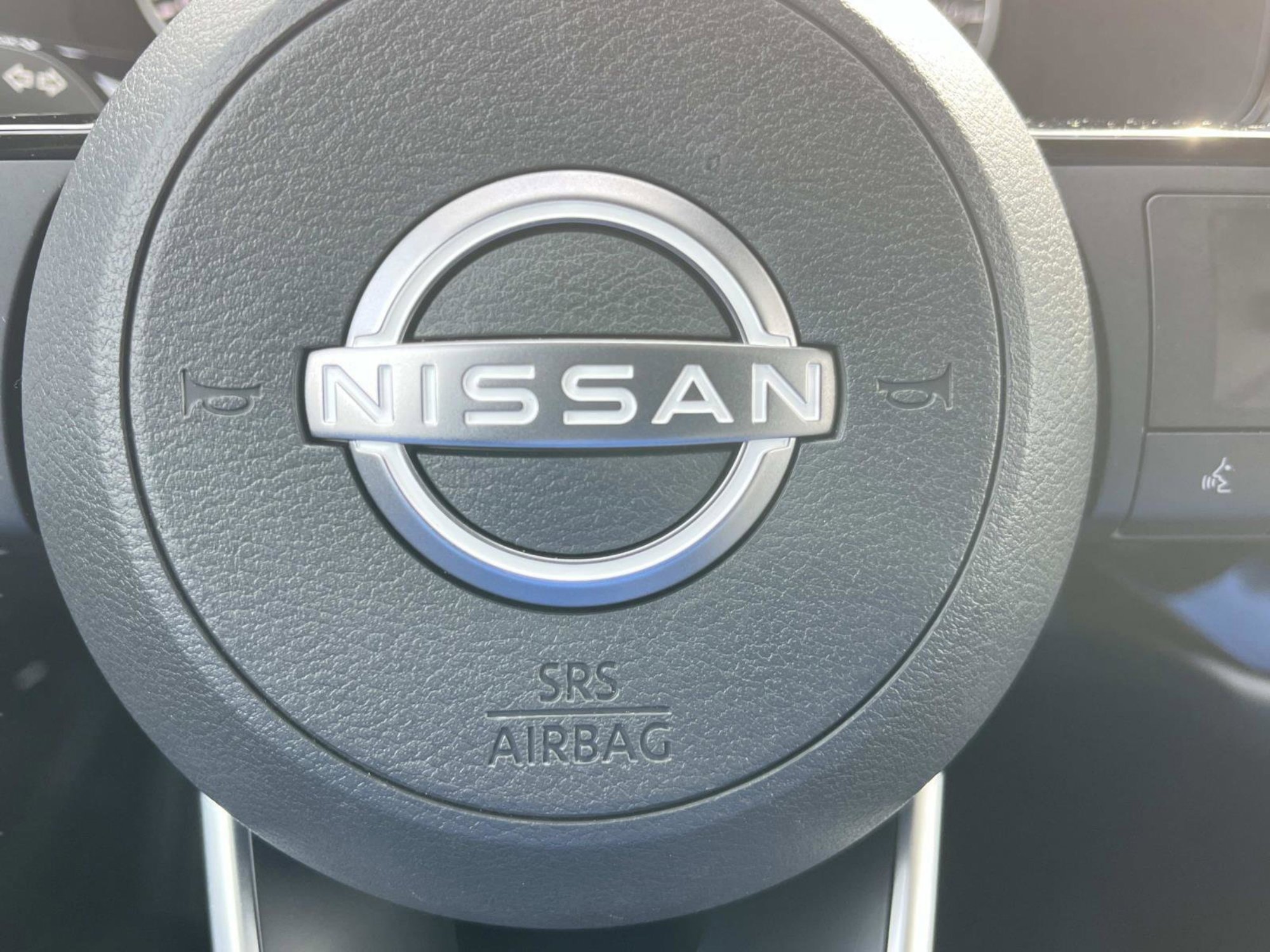 Used 2022 Nissan Pathfinder SL w/ SL Black Package image 33