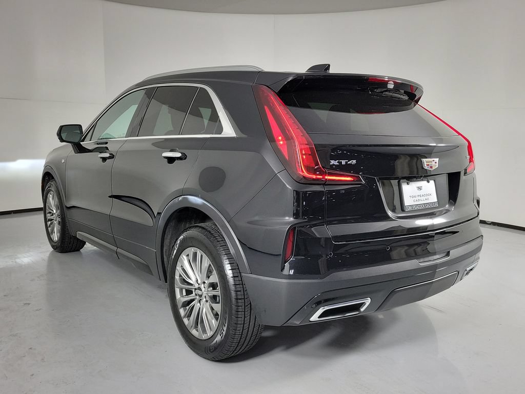 Certified 2025 Cadillac XT4 Premium Luxury FWD image 4