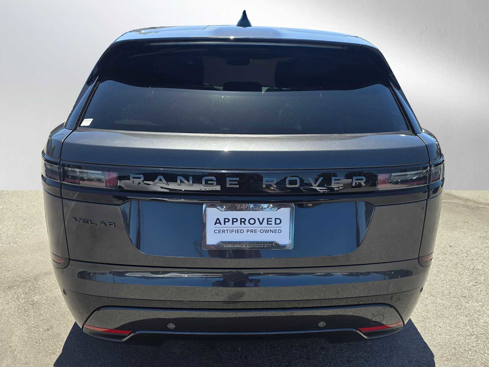 Used 2026 Land Rover Range Rover Velar Dynamic SE AWD/4WD image 4