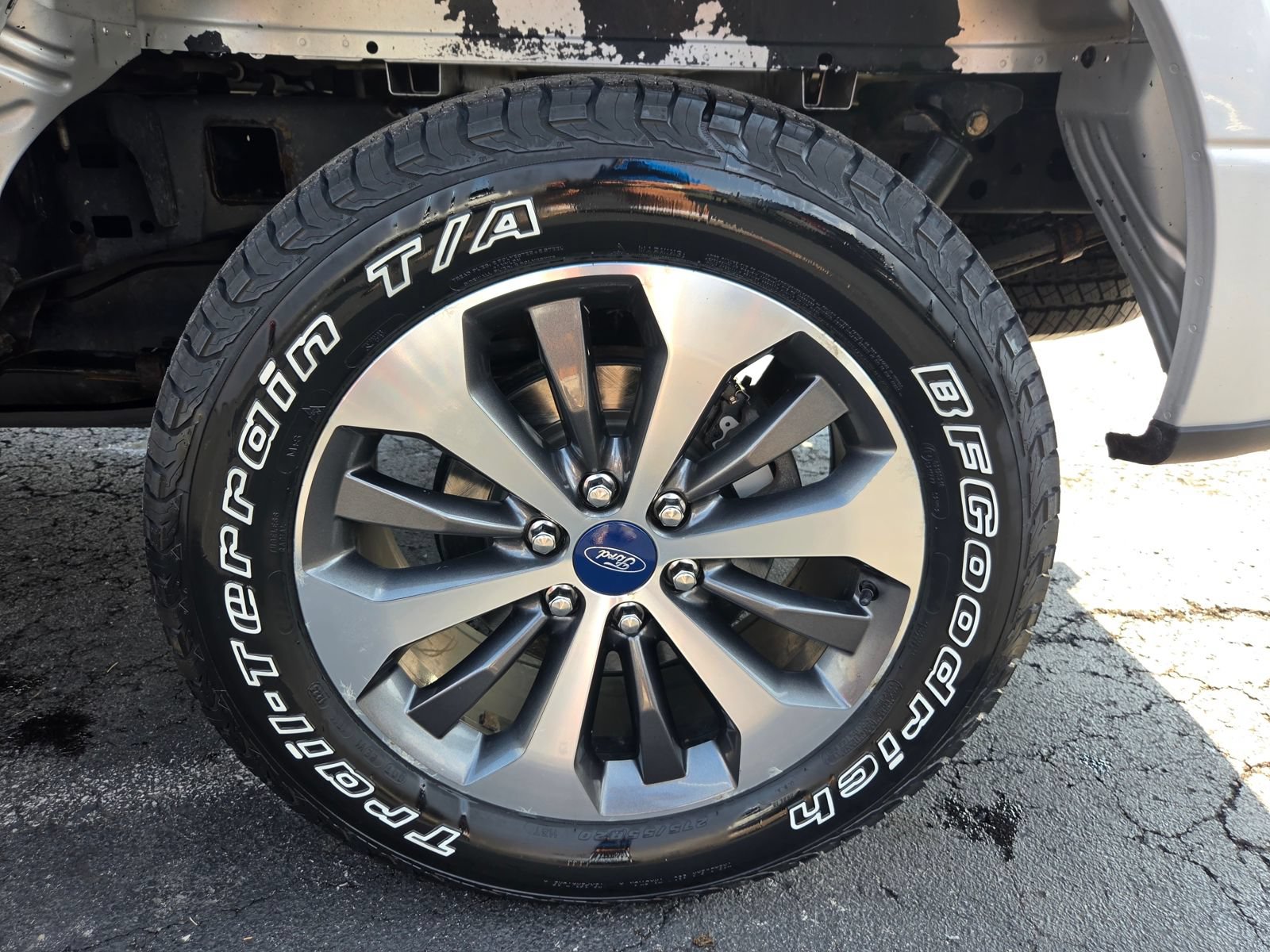 Used 2019 Ford F150 XL w/ Equipment Group 101A Mid AWD/4WD image 49