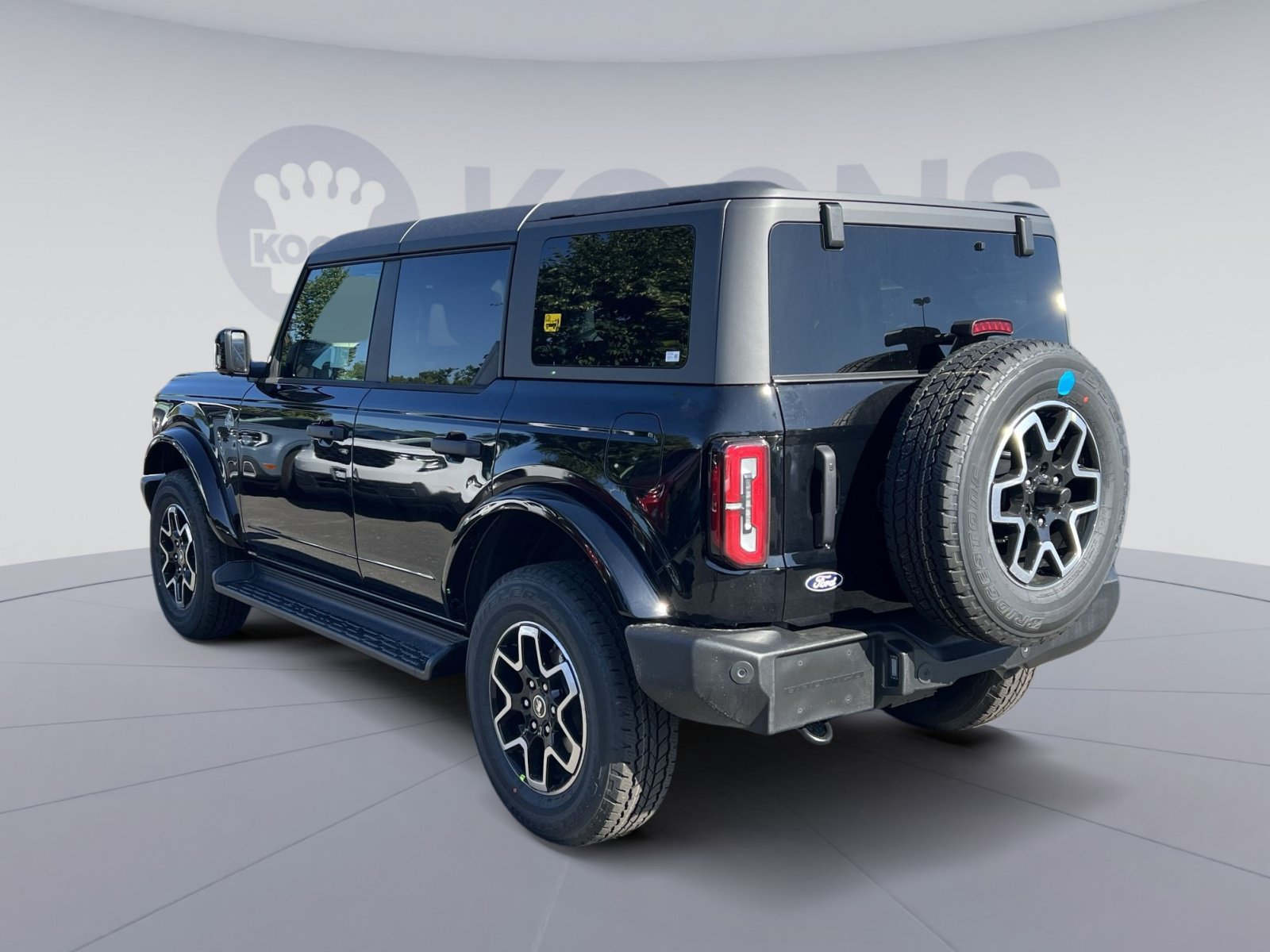 New 2026 Ford Bronco Outer Banks AWD/4WD image 8