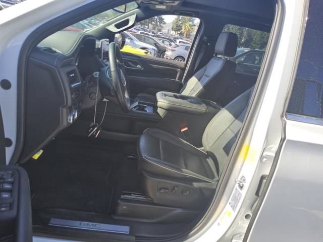 Used 2023 GMC Yukon XL SLT RWD image 5
