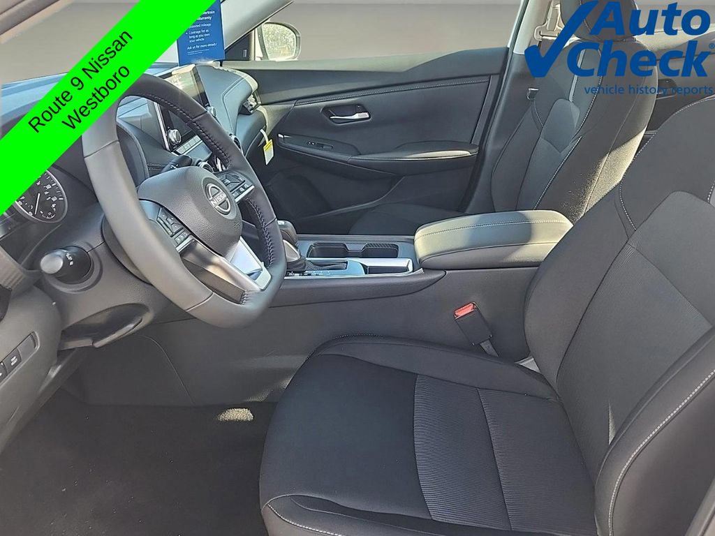New 2025 Nissan Sentra SV w/ All-Weather Package FWD image 15