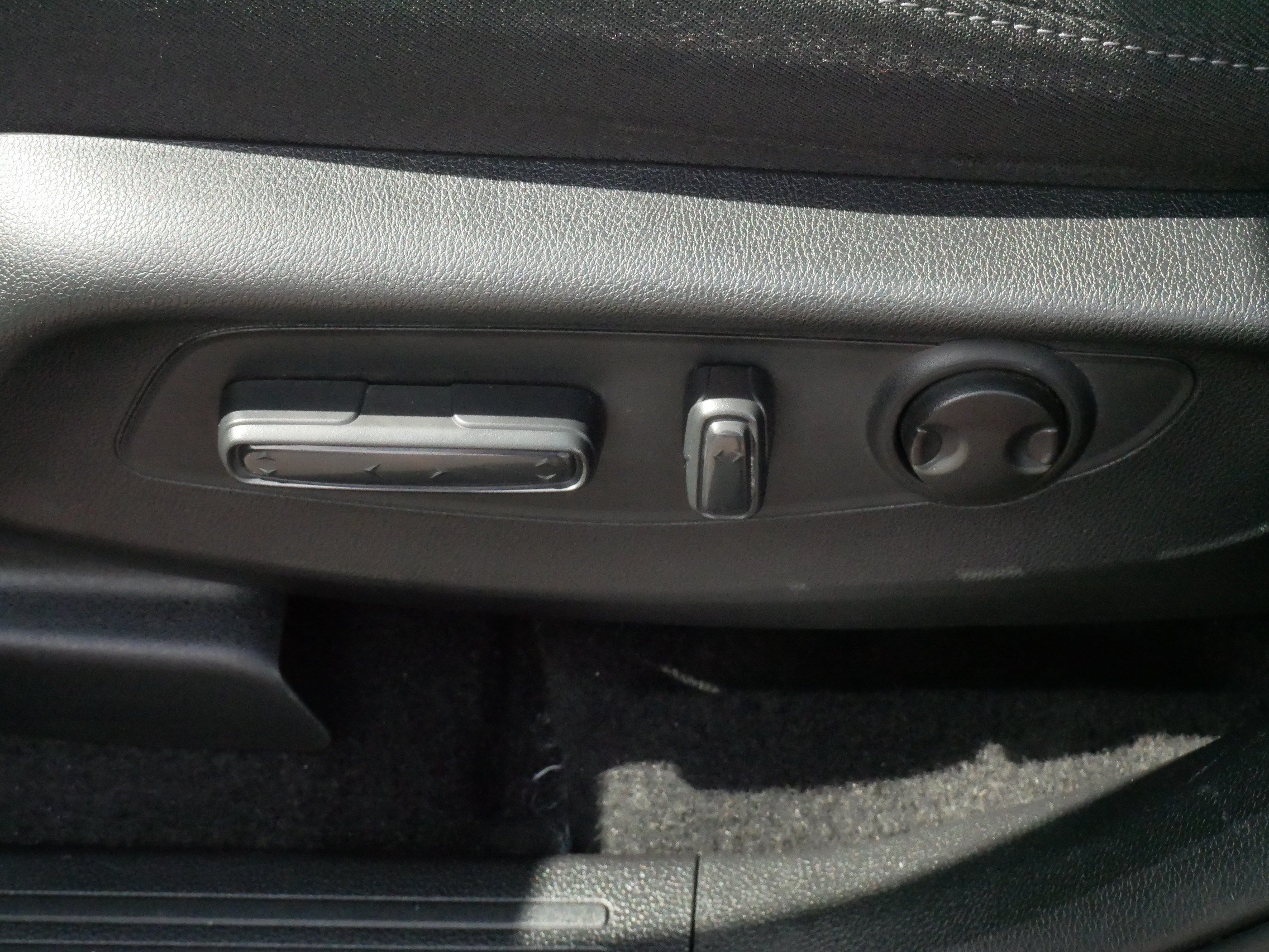 Certified 2024 Honda CR-V EX image 19