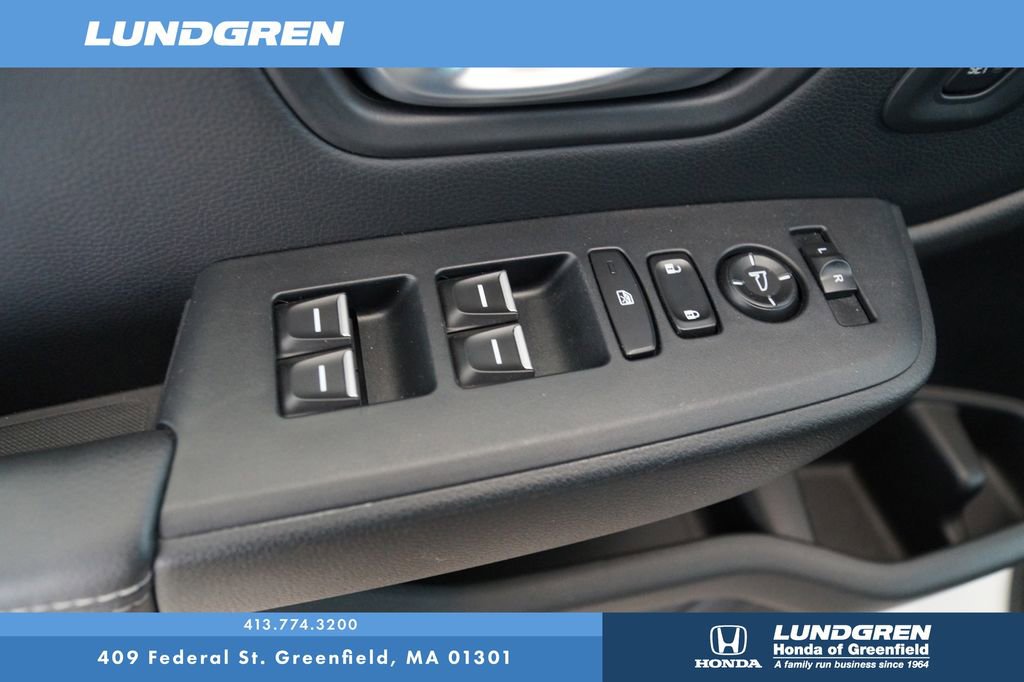Used 2025 Honda Pilot EX-L image 15