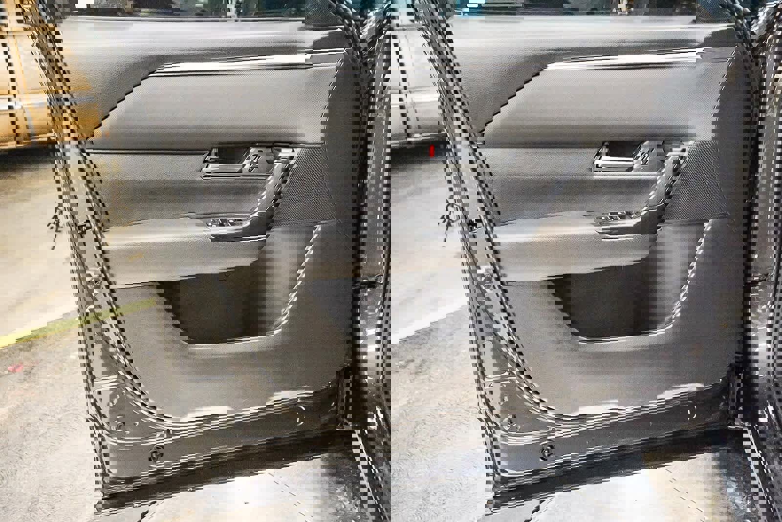 Used 2023 MAZDA CX-50 2.5 S w/ Cargo Package image 23