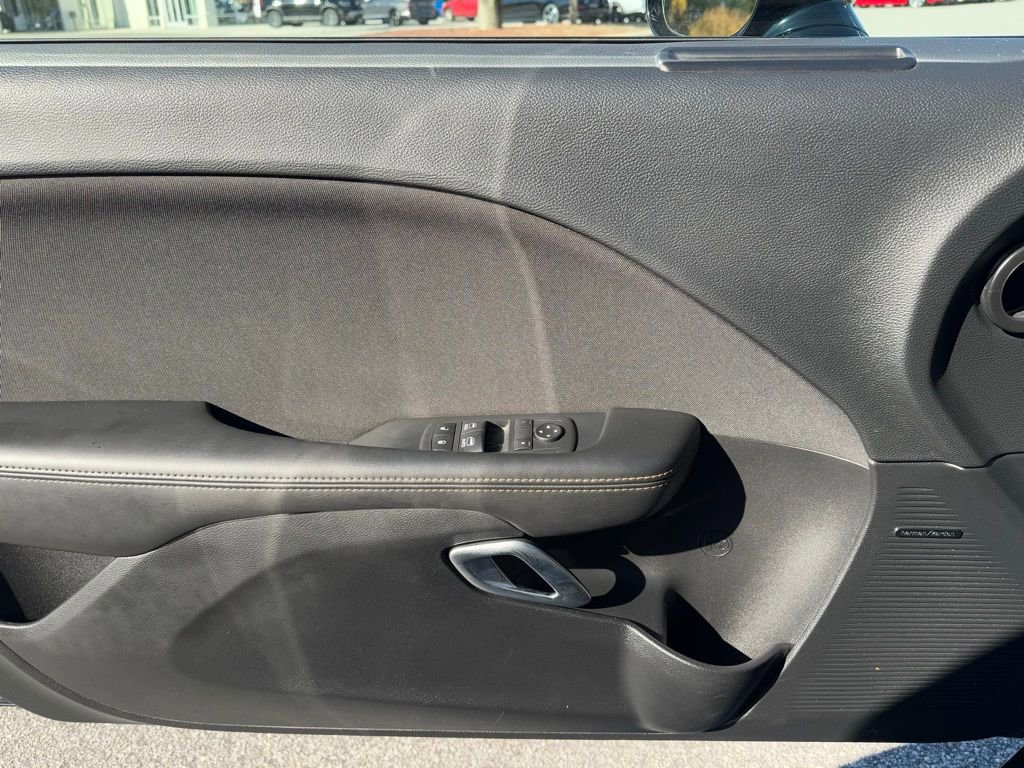 Used 2019 Dodge Challenger R/T Scat Pack w/ Stars & Stripes Edition image 23