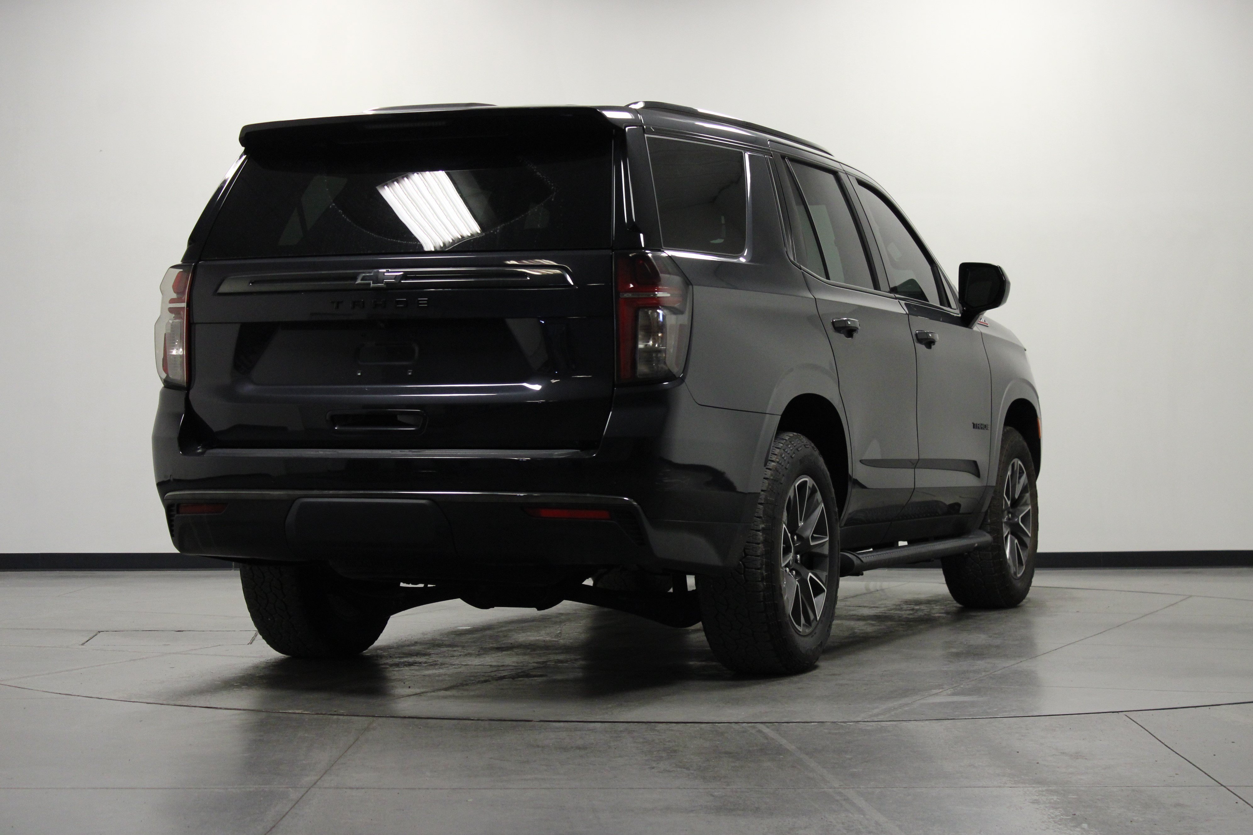 Used 2022 Chevrolet Tahoe Z71 AWD/4WD image 4