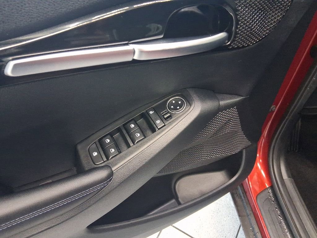 Used 2023 Kia Seltos S w/ Navigation Package FWD image 8